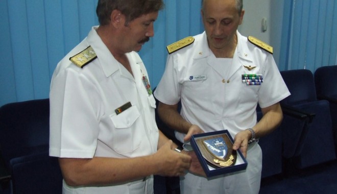 Șefii Forțelor Navale, vizitați de oficiali UE - fortelenavalevizita-1348767024.jpg