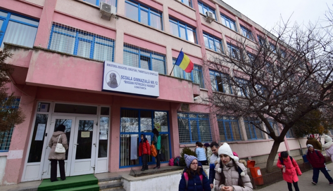 Foști dascăli ai Școlii nr. 12 