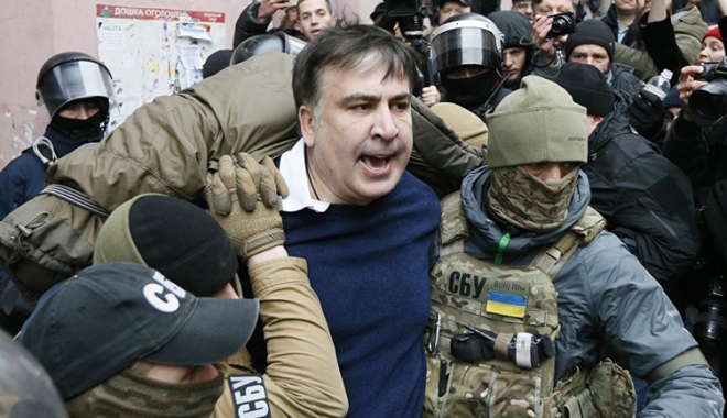 Fostul președinte georgian  Mihail Saakașvili,  eliberat de un tribunal din Kiev - fostul-1513091336.jpg