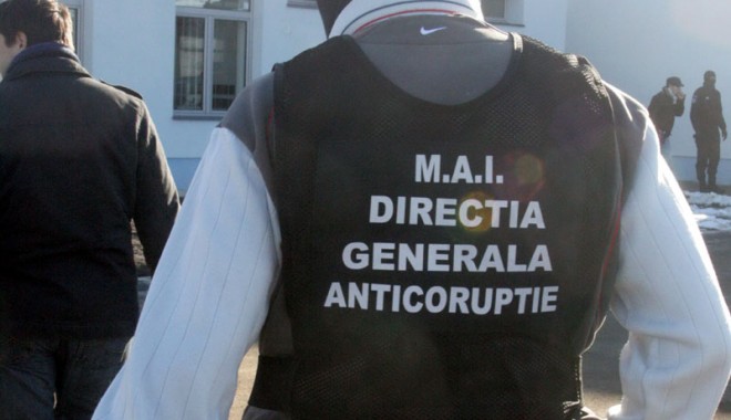 Fostul ofițer de Poliție  Emil Manolachi rămâne în arest - fostulofitermanolachi-1409156708.jpg