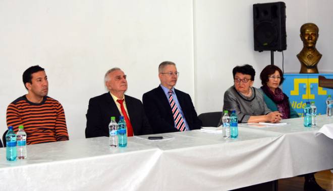 Fostul rector al Universității 