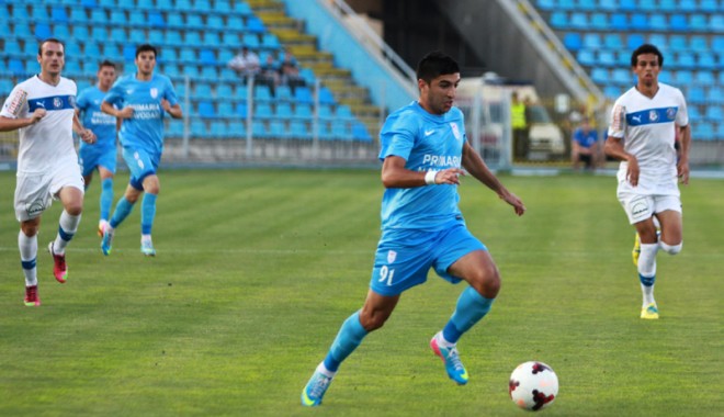 Săgeata Năvodari joacă în deschiderea rundei a noua - fotbal-1379618213.jpg
