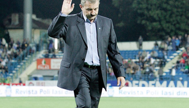 Fotbal / Blat la Năvodari? Cine o suspectează pe Săgeata de lucruri necurate - fotbal1-1333533213.jpg