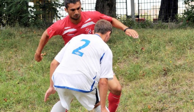 FC Farul deschide stagiunea cu un meci la Bacău - fotbal1313778599-1313786082.jpg