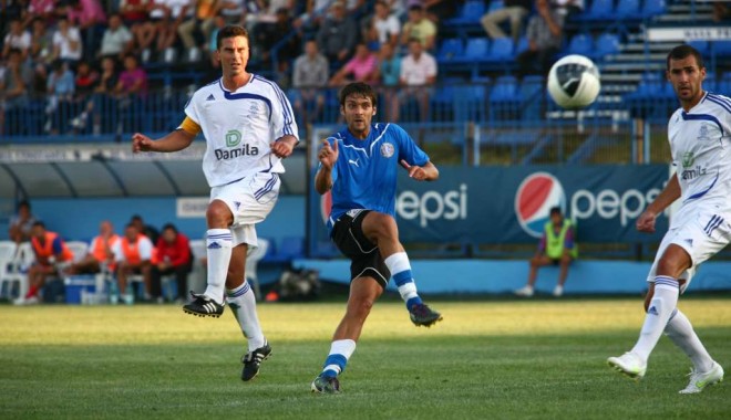 Fotbal, Viitorul / Pantelie și Herea, pe lista indisponibililor - fotbal2-1329312478.jpg
