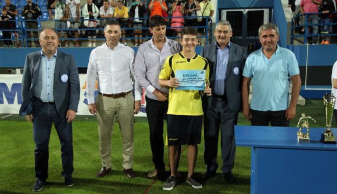 Fotbal: Academia Hagi, marea câștigătoare a turneului 