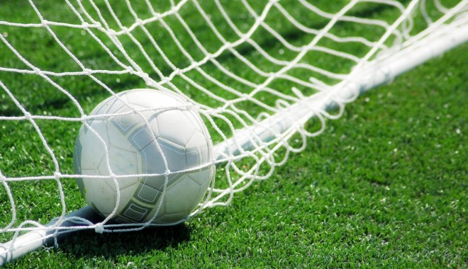 Fotbal, Liga1. Săgeata Năvodari - Pandurii Târgu Jiu, scor 0-4 - fotbal91380039060-1381131592.jpg