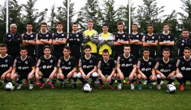 Academia Hagi U17 începe, astăzi, turneul Puskas Suzuki Cup 2013 - fotbalacademia-1364494729.jpg