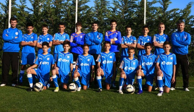 Academia Hagi 1999 participă la 
