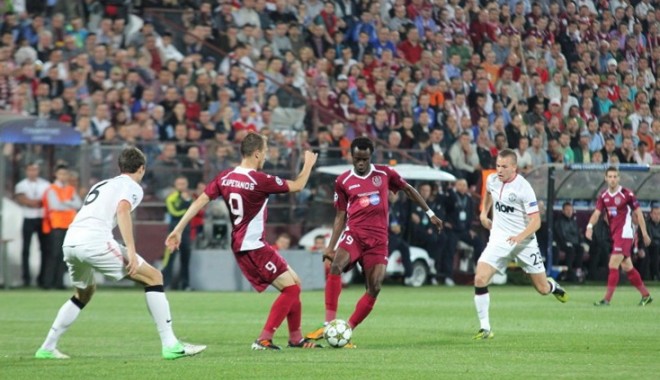 CFR Cluj a fost învinsă de Manchester United în Liga Campionilor - fotbalcfr-1349252889.jpg