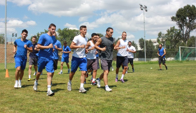 Farul joacă, astăzi, un amical cu Callatis Mangalia, la Constanța - fotbalfarul-1375805627.jpg