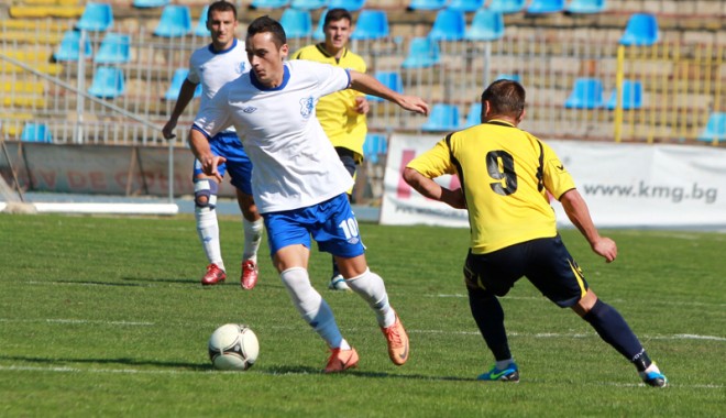 FC Farul merge cu rezervele la Târgu Jiu - fotbalfarul-1380057830.jpg