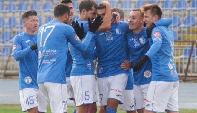 Fotbal / FC Farul s-a calificat în optimile Cupei României - fotbalfarul2911-1606639726.jpg
