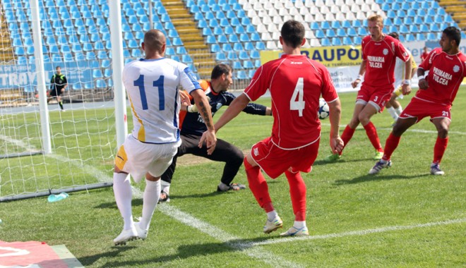 FC Farul, ca-n vremurile bune: 3-0 cu Delta Tulcea - fotbalfarul3-1347815729.jpg