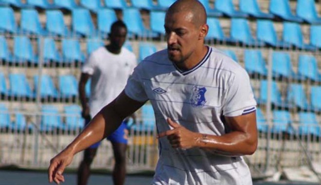 FC Farul, o nouă față înainte de începerea sezonului - fotbalfarulchitusorin1346354701-1346364746.jpg