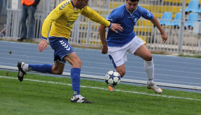 De ce a plecat Marius Matei de la FC Farul - fotbalfarulmatei-1355420952.jpg