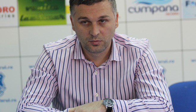 BĂTAIE LA JUNIORI / Ce spune președintele NECULAI TĂNASĂ despre SCANDALUL de la FC Farul - FC Viitorul - fotbalfarultanasa-1365420580.jpg