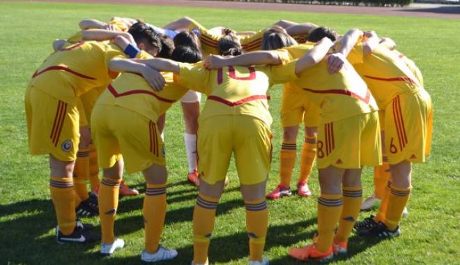 Fotbal feminin: Tricolorele U19 se pregătesc de cantonament - fotbalfemininsursafrfro-1425294391.jpg