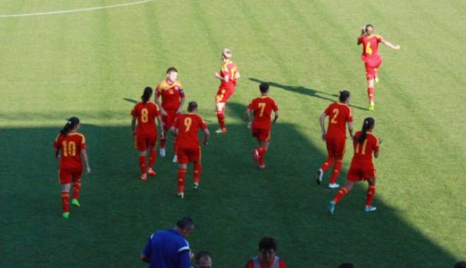 Fotbal feminin: România, remiză albă cu Croația în debutul Istria Cup - fotbalfemininsursafrfro-1425548652.jpg