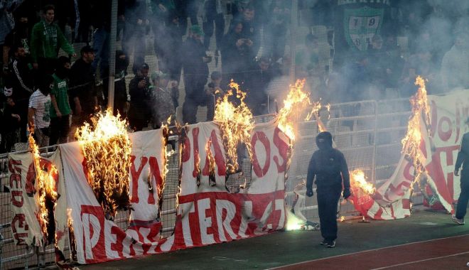 Derby-ul Greciei, întrerupt în minutul 69 - fotbalgrecia-1552910841.jpg