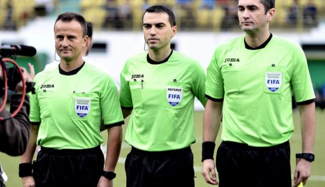 Fotbal / Ovidiu Hațegan o arbitrează pe Manchester United în Liga Campionilor - fotbalhategan2311-1606127361.jpg