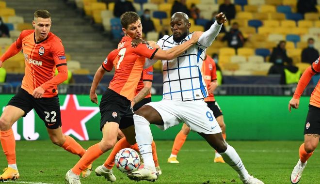 Fotbal, Liga Campionilor / Inter a rămas pe dinafară! Moenchengladbach, în premieră în optimi - fotbalinter1012-1607604621.jpg
