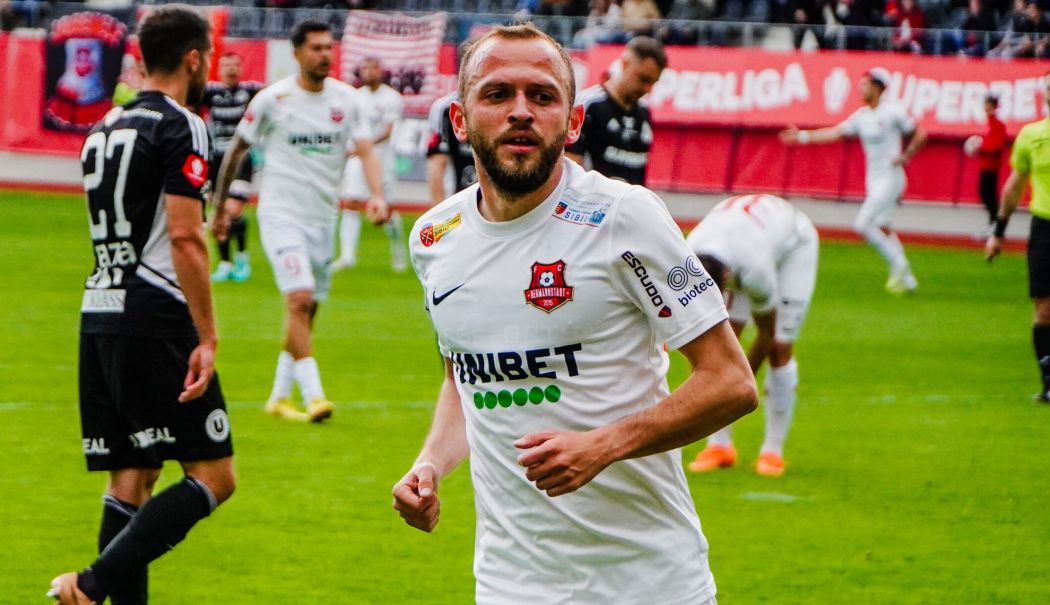 Silviu Balaure, suspendat trei etape de Comisia de Disciplină a FRF - fotbalist-suspendat-1729771064.jpg