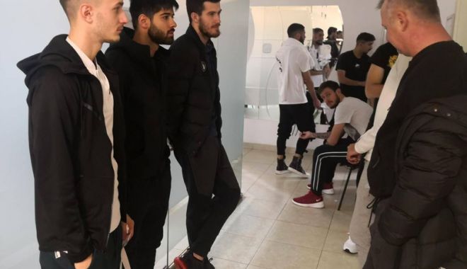Fotbaliștii Viitorului au efectuat vizita medicală, înaintea plecării spre Turcia - fotbalistii-1547138856.jpg