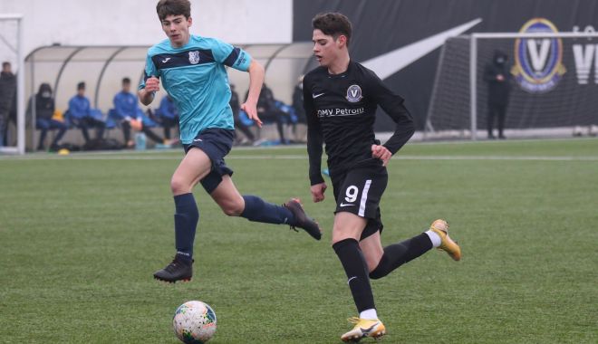 Fotbal / O victorie şi o remiză. Juniorii Viitorului, meciuri amicale cu Academica Clinceni - fotbaljuniori1602-1613482484.jpg