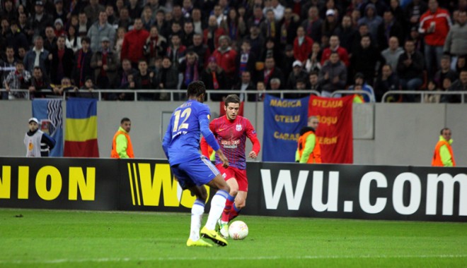 Steaua, arbitrată de un italian  în meciul de la Londra - fotballondra-1386612095.jpg