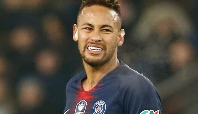 Neymar acuză arbitrajul, după eliminarea echipei sale - fotbalneymar-1551962354.jpg