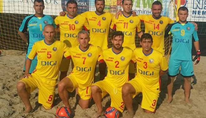 Fotbal pe plajă: România, victorie cu Ungaria, scor 5-2 într-un amical - fotbalpeplaja-1438943314.jpg