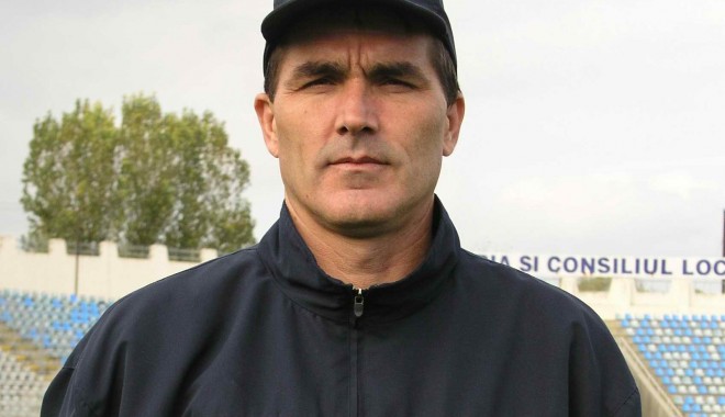 Fotbal / Ion Răuță, în ședință cu conducerea FC Farul - fotbalrauta-1366027112.jpg