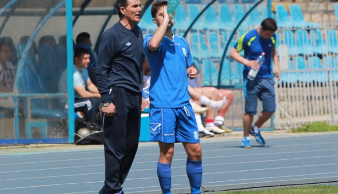 Ion Răuță, antrenorul FC Farul, îi răspunde lui Constantinescu: - fotbalrautafarul-1368205659.jpg