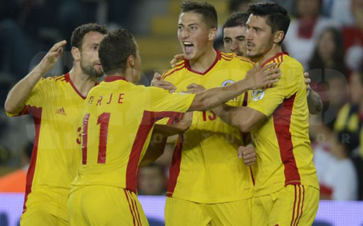 Fotbal / Vezi echipa probabilă a României pentru meciul cu Olanda, Mutu va fi titular - fotbalromaniaolanda-1350214467.jpg