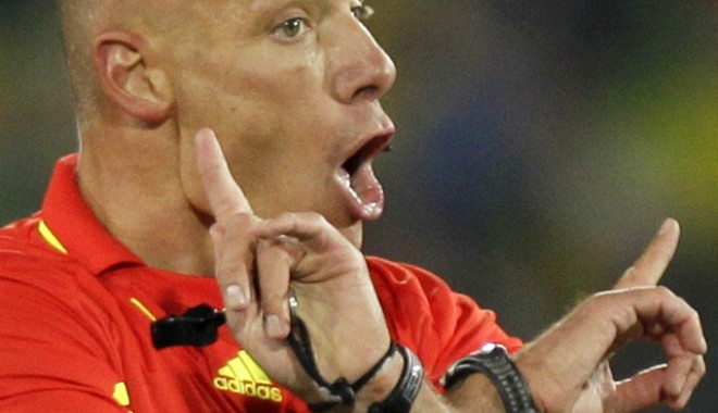 România - Turcia va fi arbitrată de Howard Webb - fotbalromaniawebb-1349895713.jpg