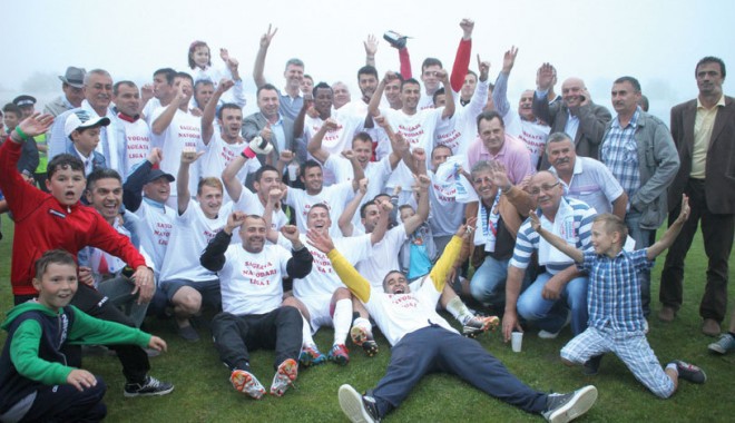 LIBER spre LIGA 1 / Săgeata Năvodari a primit LICENȚA! - fotbalsageata-1370509965.jpg