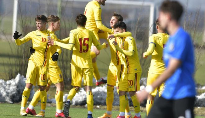 Fotbal / Victorii pentru tricolorii U18 în cele două amicale ale stagiului de pregătire - fotbaltricolori-1613645298.jpg
