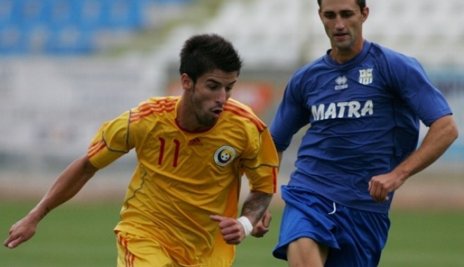 Fotbal - U16 / România joacă, astăzi, cu Moldova! 5 jucători de la Academia Hagi sunt în lot - fotbalu16-1351592588.jpg