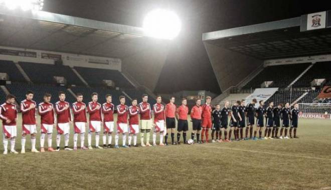 Fotbal U17: România, învinsă de Scoția, într-un meci amical - fotbalu17scotiasursafrfro-1424858114.jpg