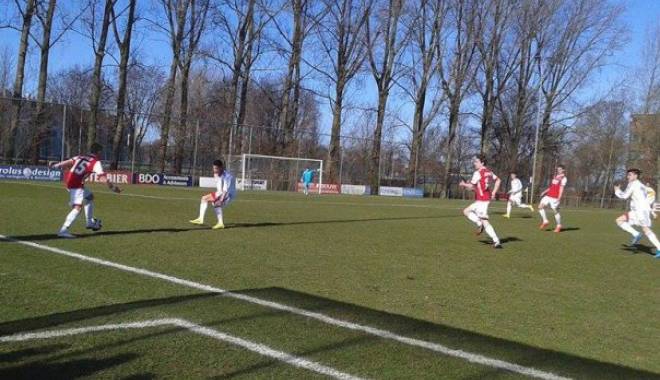 Fotbal U17: Selecționerul Bogdan Vintilă a făcut câteva modificări de lot - fotbalu17sursafrfro-1426238243.jpg