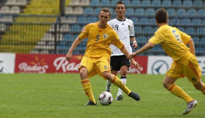 Fotbal U19 / România a fost învinsă de Scoția, scor 0-1 - fotbalu19-1350032328.jpg