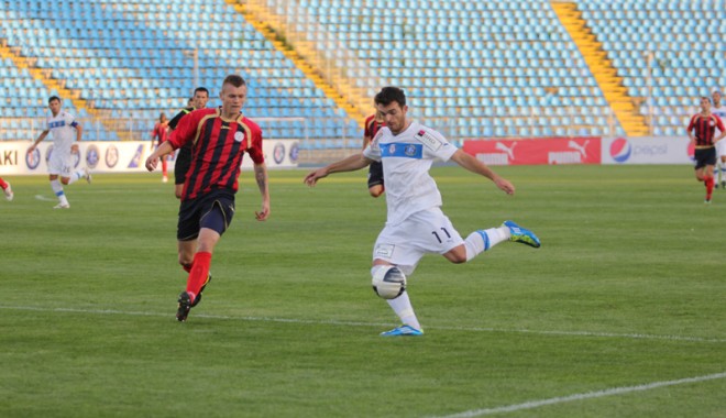 Viitorul a pus în vânzare biletele pentru meciul cu Rapid București - fotbalviitorul-1366221705.jpg