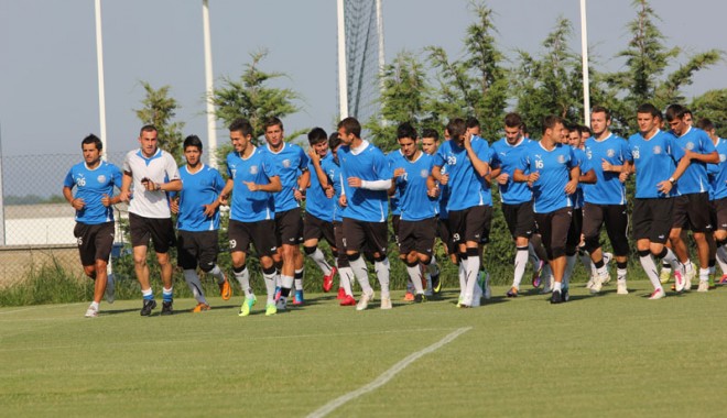 FC Viitorul a plecat în Turcia pentru cantonamentul de vară - fotbalviitorulcantonament-1372440105.jpg