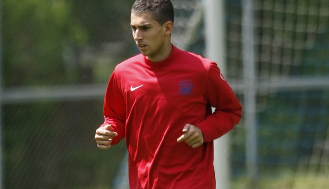 FC Viitorul a transferat un jucător de la Steaua și doi de la Chindia - fotbalviitoruljucatori-1371749132.jpg