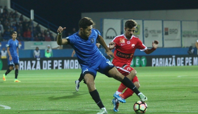 FC Viitorul - Dinamo 0-0, în play-off - foto-1489438691.jpg