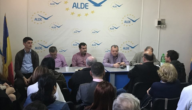 Oamenii lui Tăriceanu i-au pus gând rău deputatului Mircea Banias - foto-1490381438.jpg