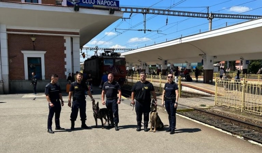 Acţiune la nivel naţional a poliţiştilor de la transporturi - peste 400 de amenzi aplicate în trenuri şi gări