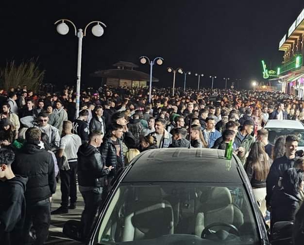 Mihai Mărgineanu, oripilat de ce a văzut pe litoral. "Voi știți ce mai fac copiii voștri? Nu trebuie să-mi răspundeți mie..."