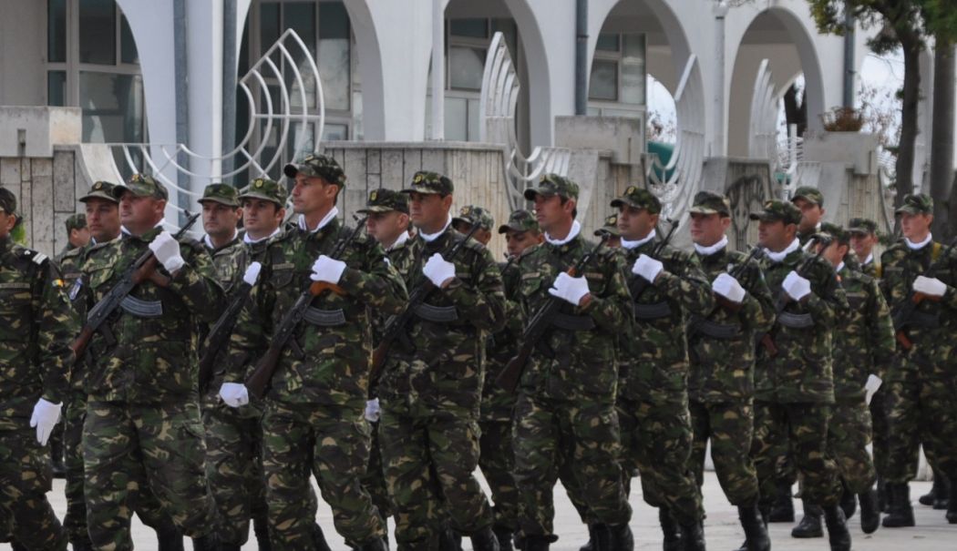 Primăria Mangalia serbează Ziua Națională a României cu onoruri militare